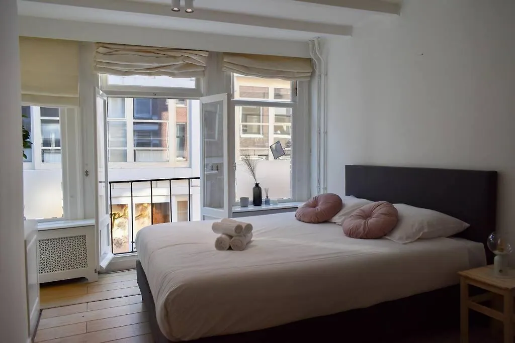 New Cosy Apartment In 9 Streets アムステルダム